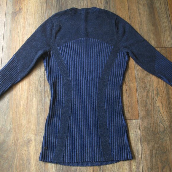 Lululemon Feeling Balanced Sweater ptp 15" - Picture 9 of 14